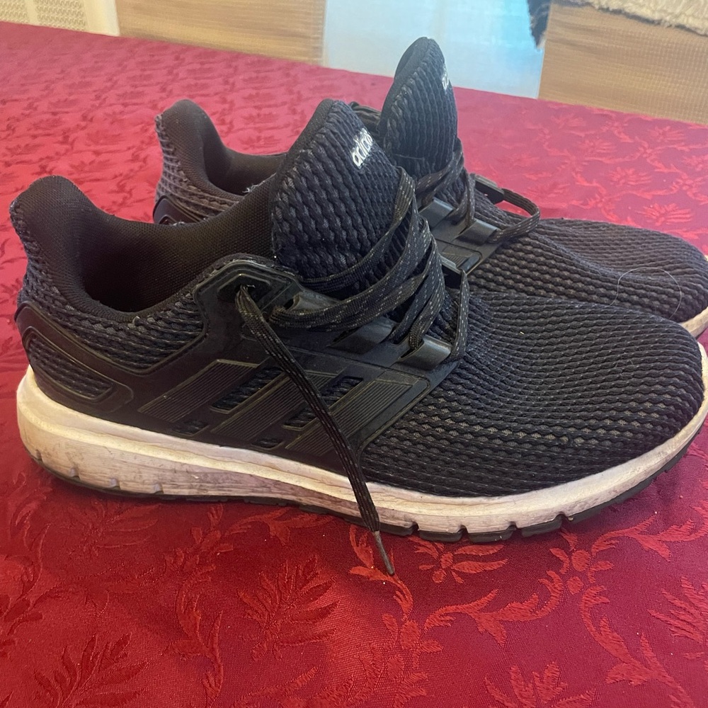 Adidas men’s size 11